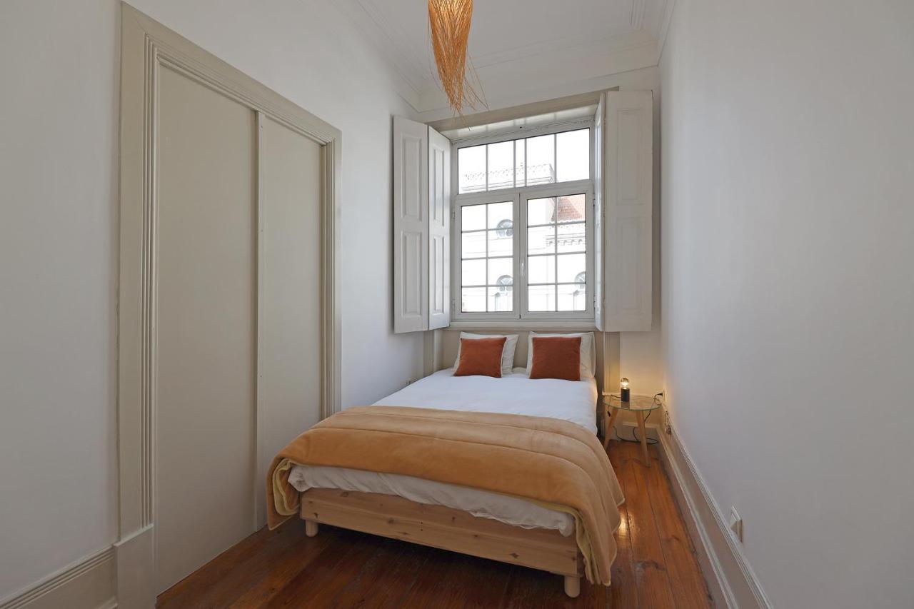 Flh Porto Classic Apartment With Parking Bagian luar foto
