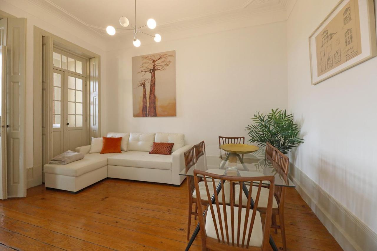Flh Porto Classic Apartment With Parking Bagian luar foto