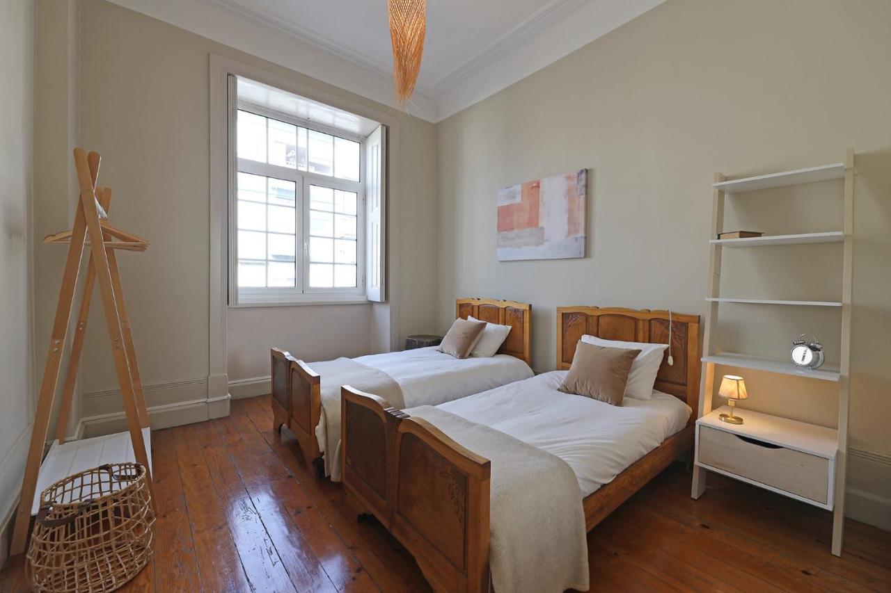 Flh Porto Classic Apartment With Parking Bagian luar foto